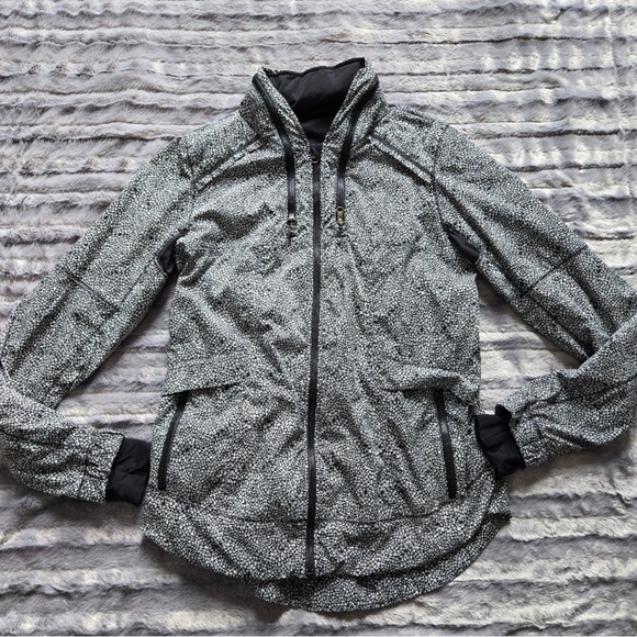 Lululemon Spring Forward Jacket - Plush Petal Black Ghost / Black - Picture 11 of 11